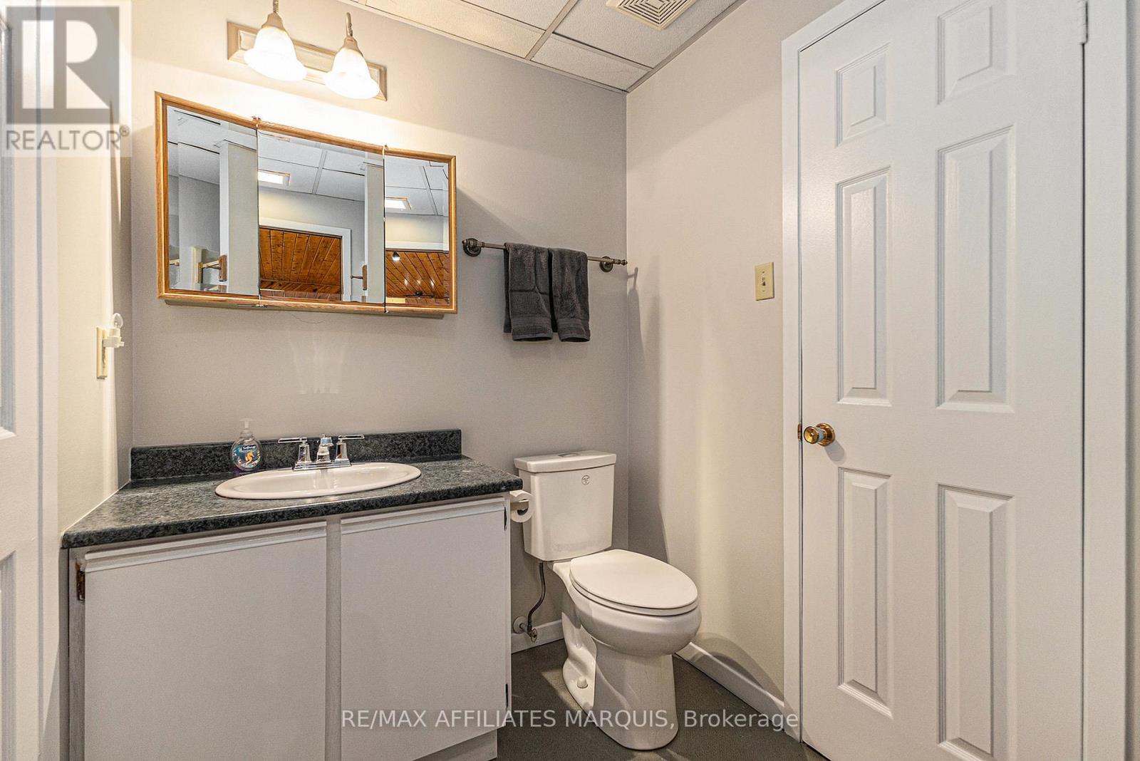 74 Colonel By Crescent, Smiths Falls, Ontario  K7A 5B6 - Photo 31 - X12897754