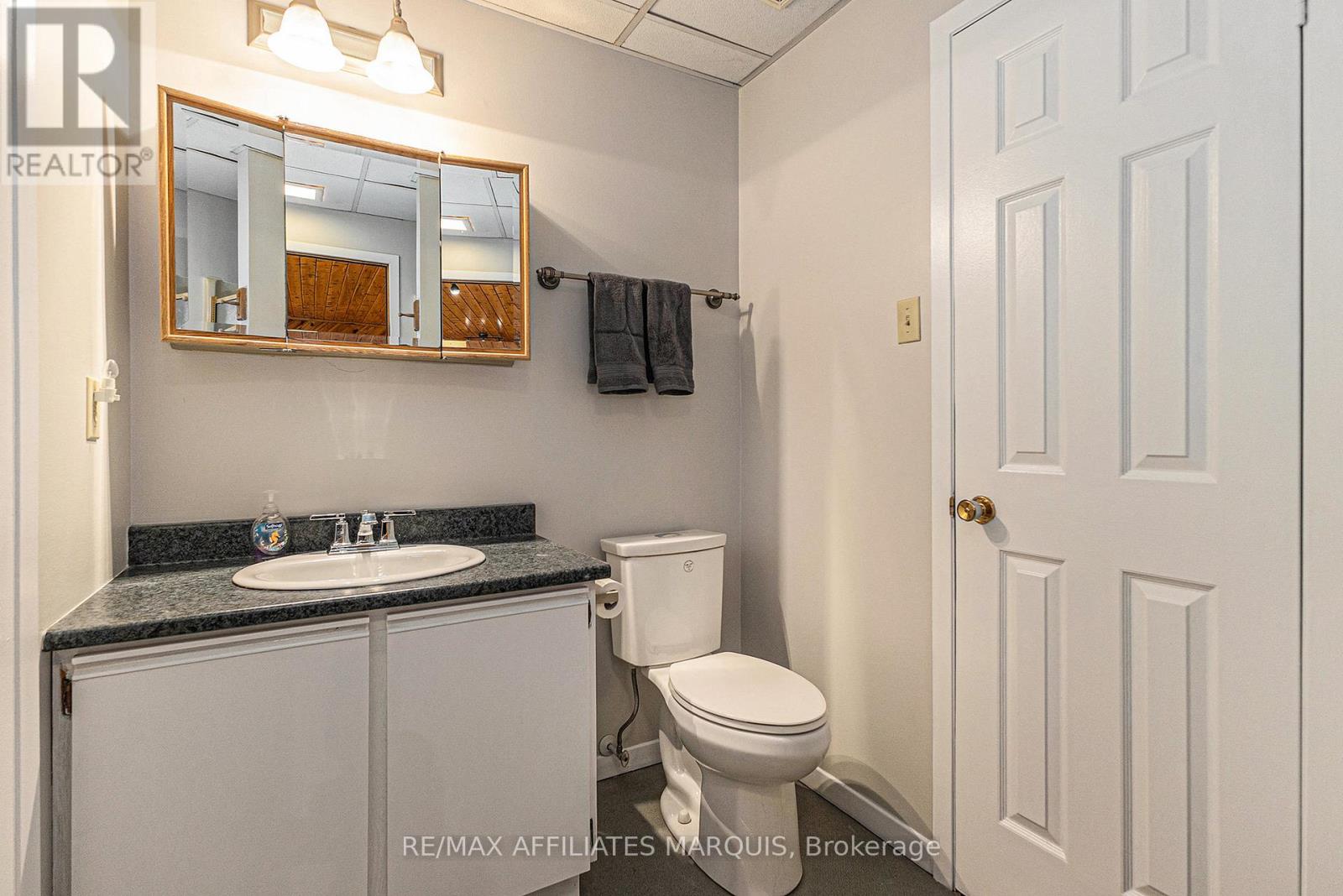 74 Colonel By Crescent, Smiths Falls, Ontario  K7A 5B6 - Photo 33 - X12897754