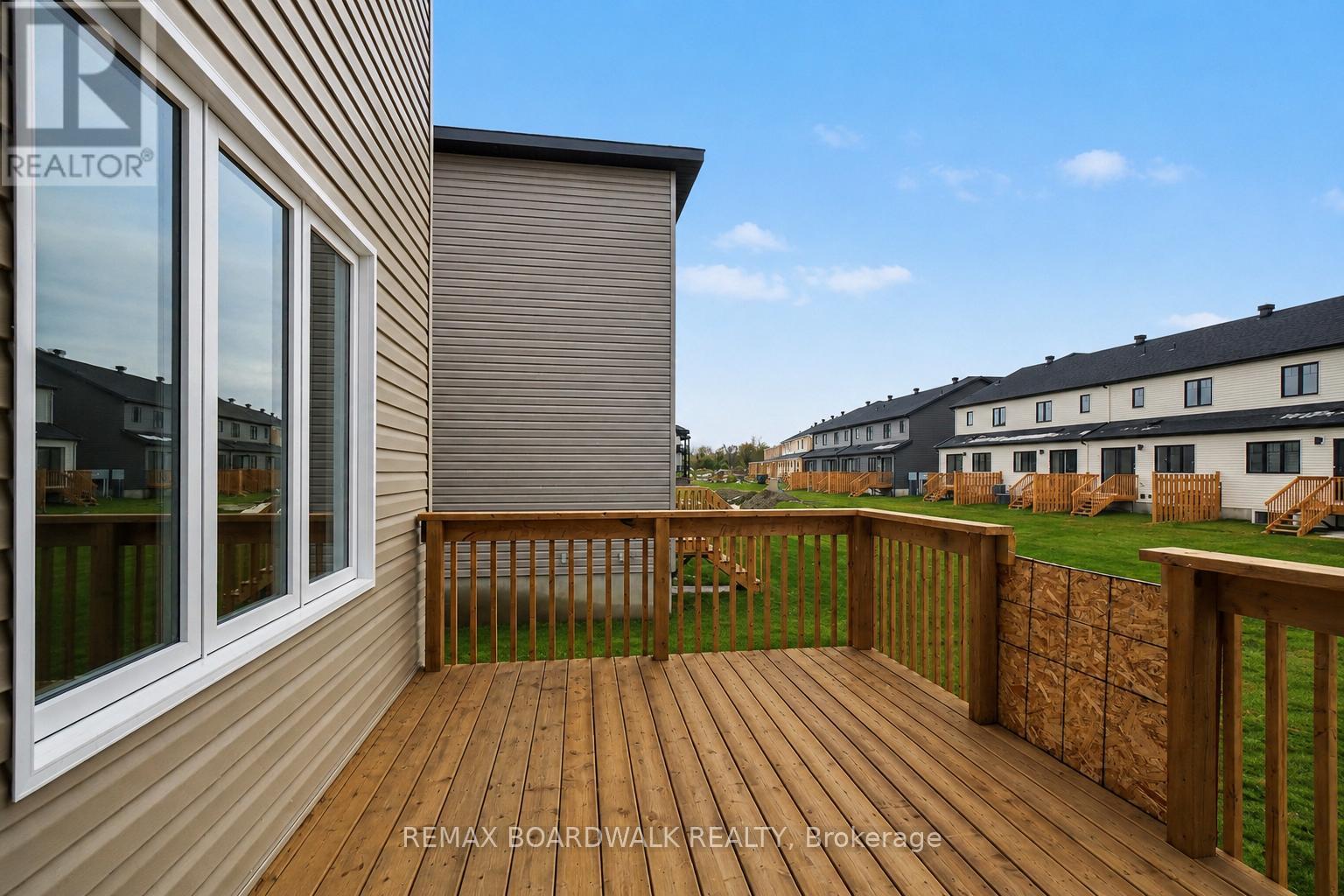 404 Falcon Lane, Russell, Ontario  K4R 1E5 - Photo 21 - X12899440