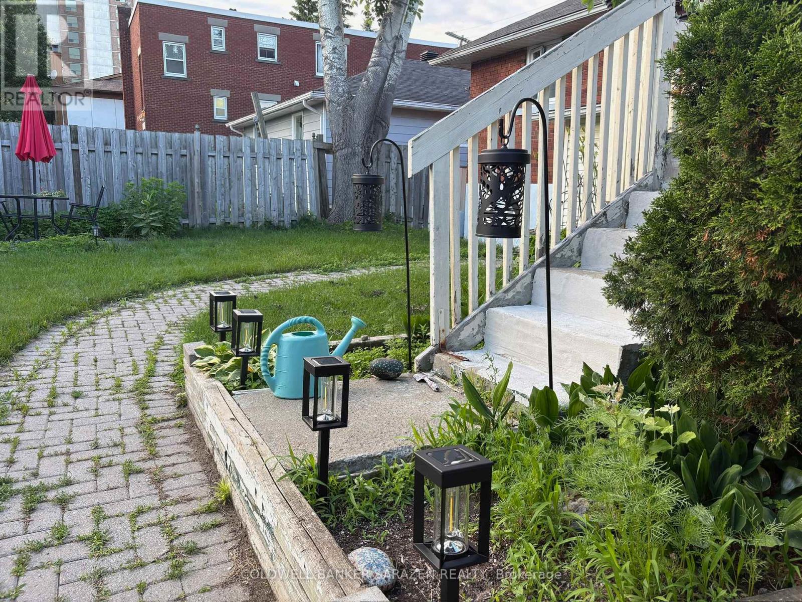 316 Lafontaine Avenue, Ottawa, Ontario  K1L 6X2 - Photo 8 - X12899450