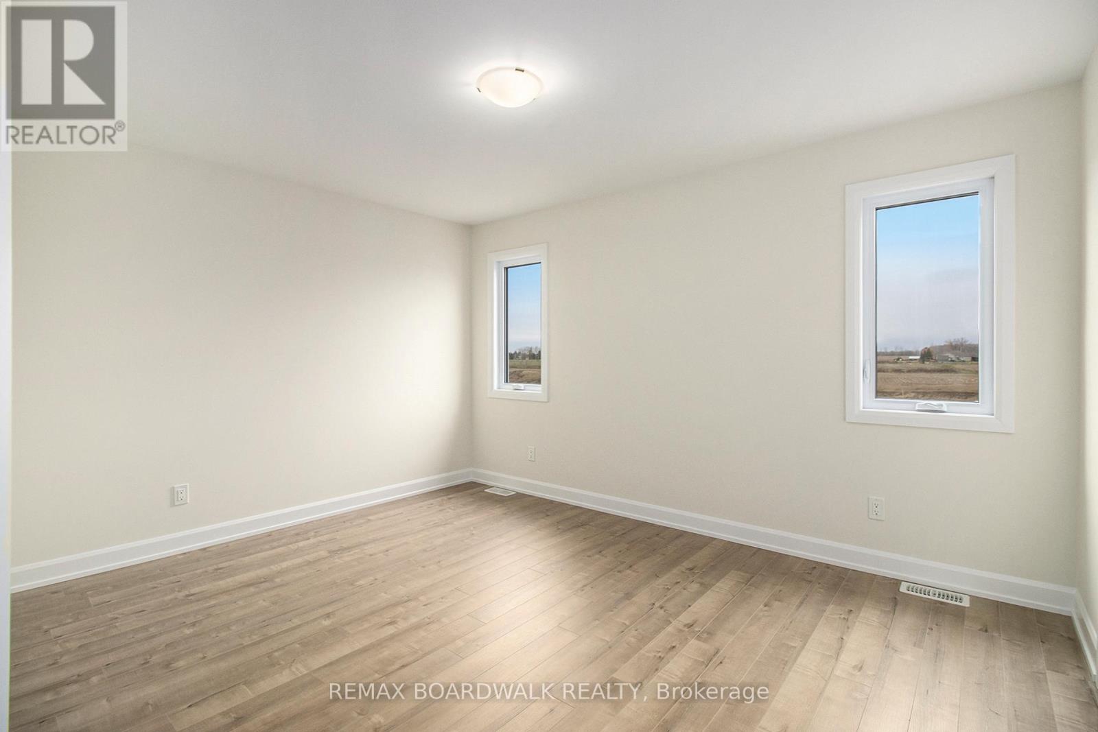 464 Falcon Lane, Russell, Ontario  K4R 1E5 - Photo 8 - X12899464