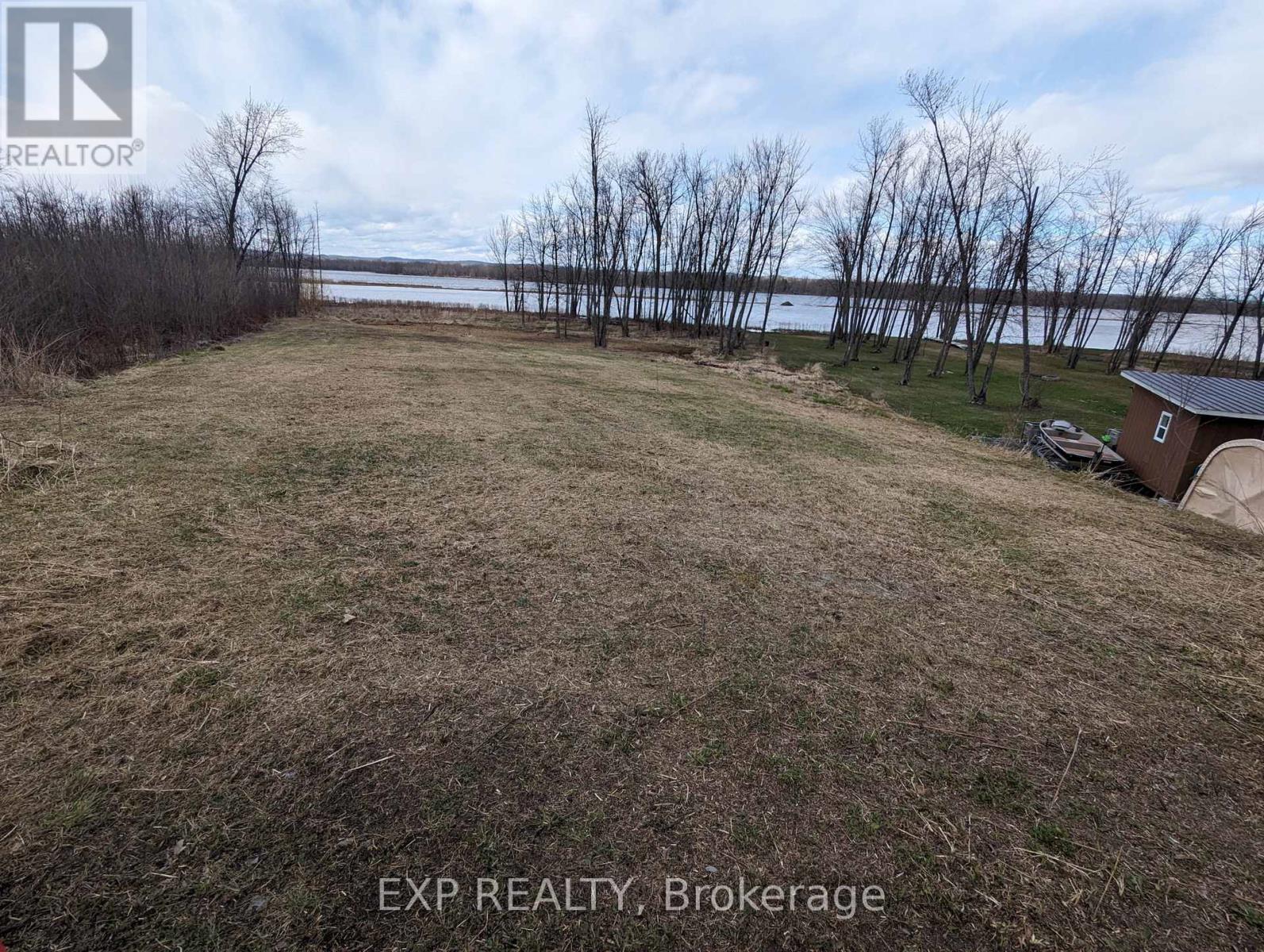 3612 Chretien Street, Alfred And Plantagenet, Ontario  K0A 3K0 - Photo 2 - X12899494