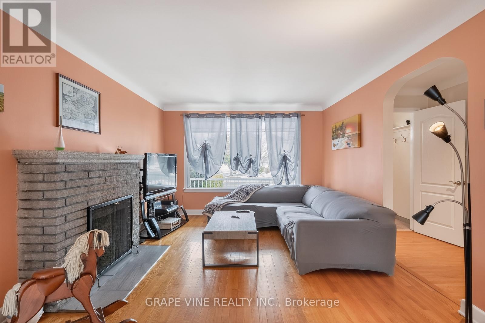 102 Donald Street, Ottawa, Ontario  K1K 1N2 - Photo 10 - X12900310