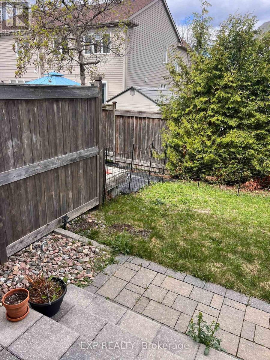 229 Cayman Road, Ottawa, Ontario  K2S 0N8 - Photo 10 - X12901724