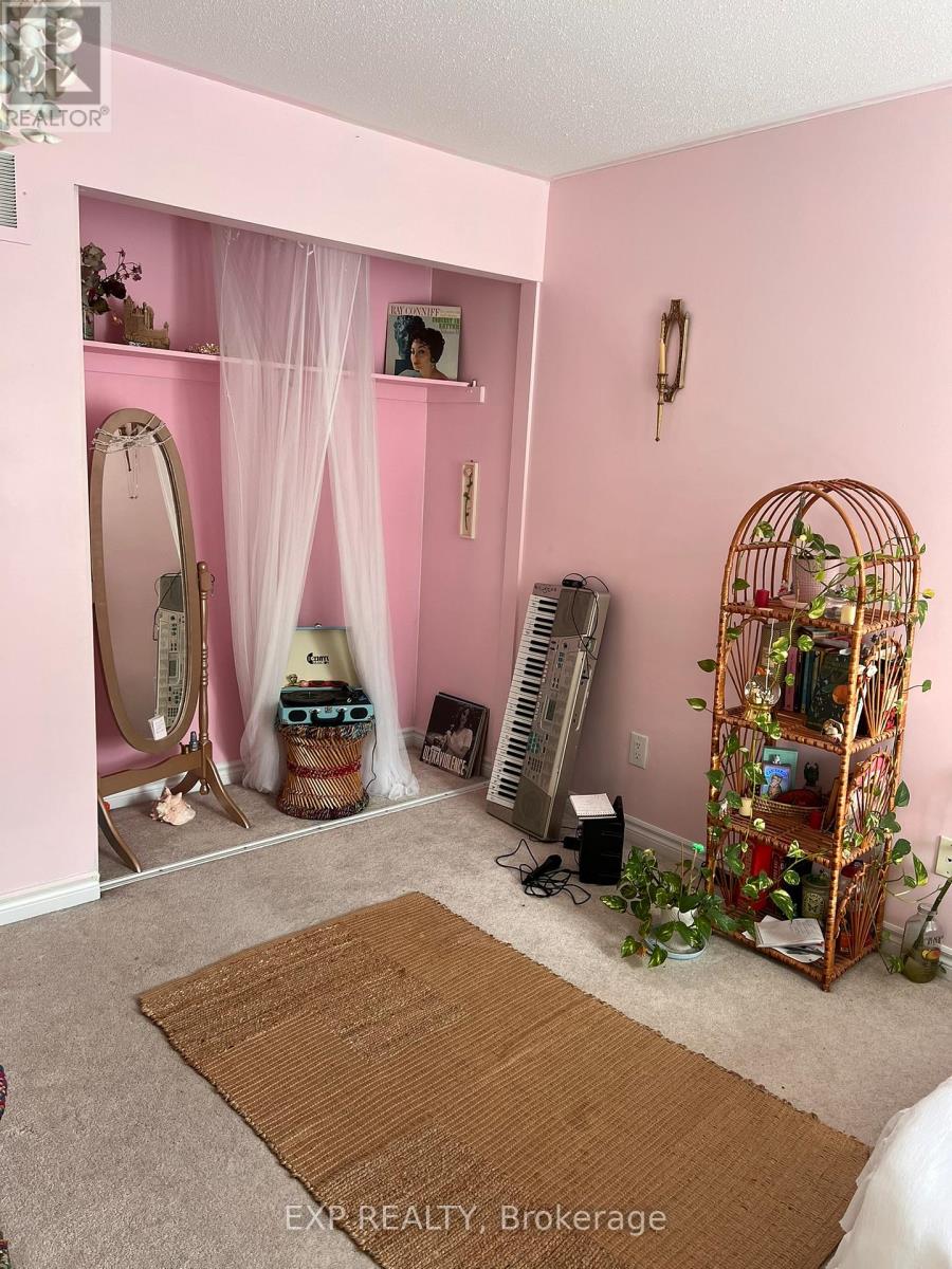 229 Cayman Road, Ottawa, Ontario  K2S 0N8 - Photo 16 - X12901724