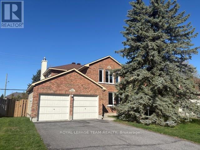 97 Huntsman Crescent, Ottawa, Ontario  K2M 1H8 - Photo 1 - X12901998