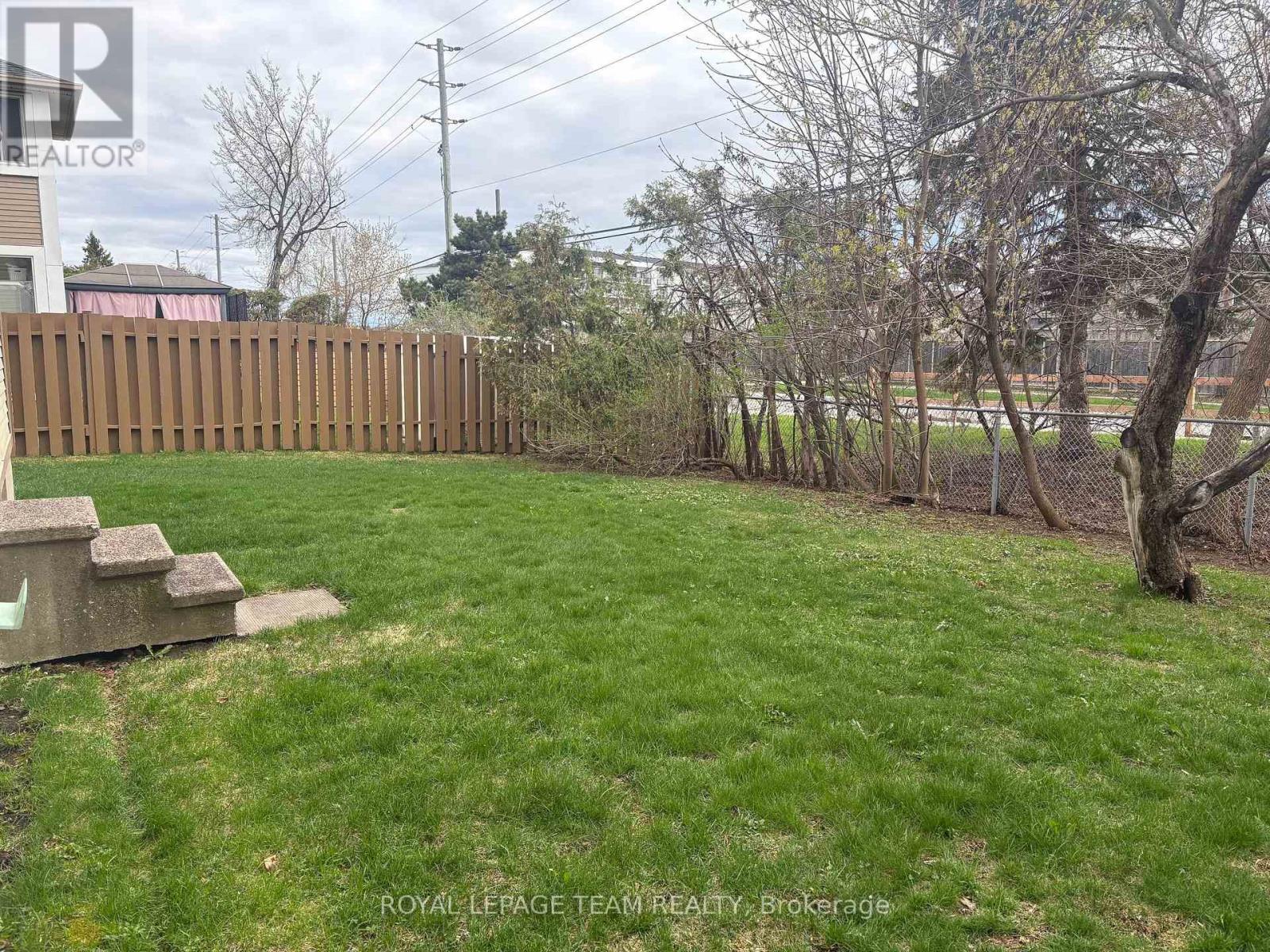 97 Huntsman Crescent, Ottawa, Ontario  K2M 1H8 - Photo 30 - X12901998