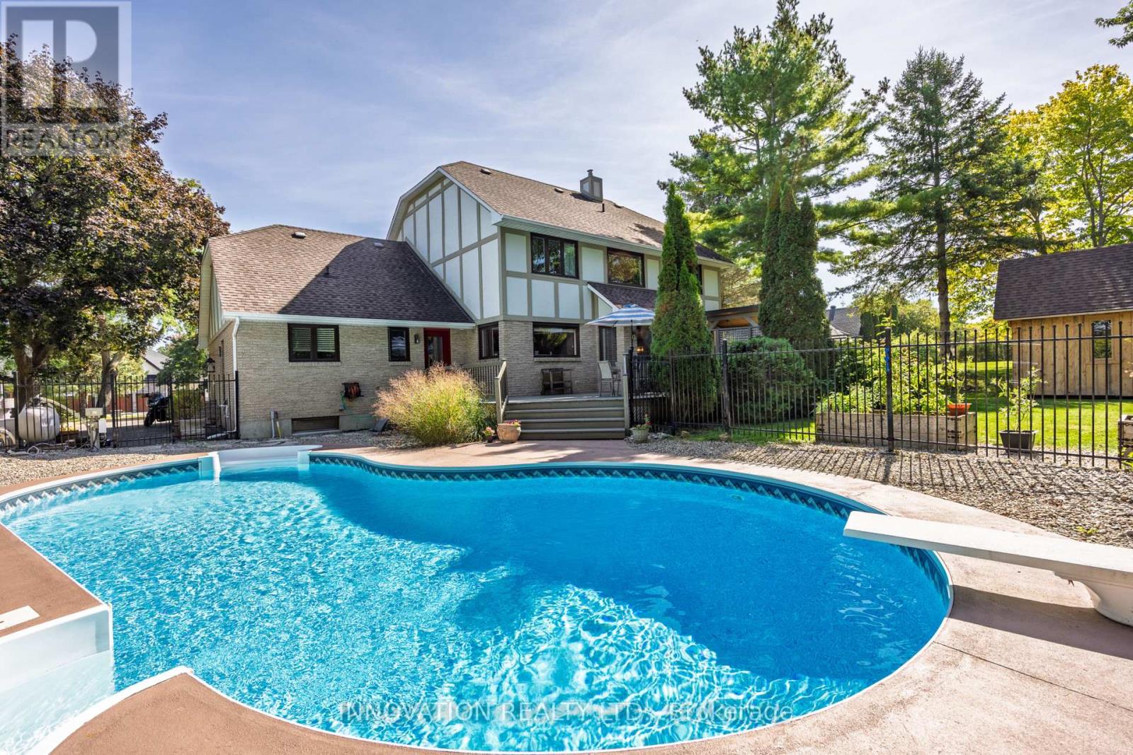 5558 South Island Park Drive, Ottawa, Ontario  K4M 1J2 - Photo 3 - X12902056