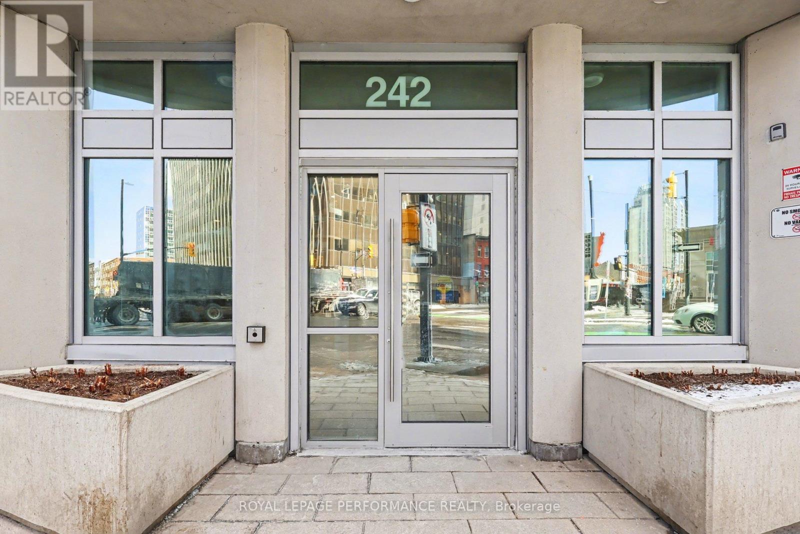 204 - 242 Rideau Street, Ottawa, Ontario  K1N 0B7 - Photo 25 - X12902864