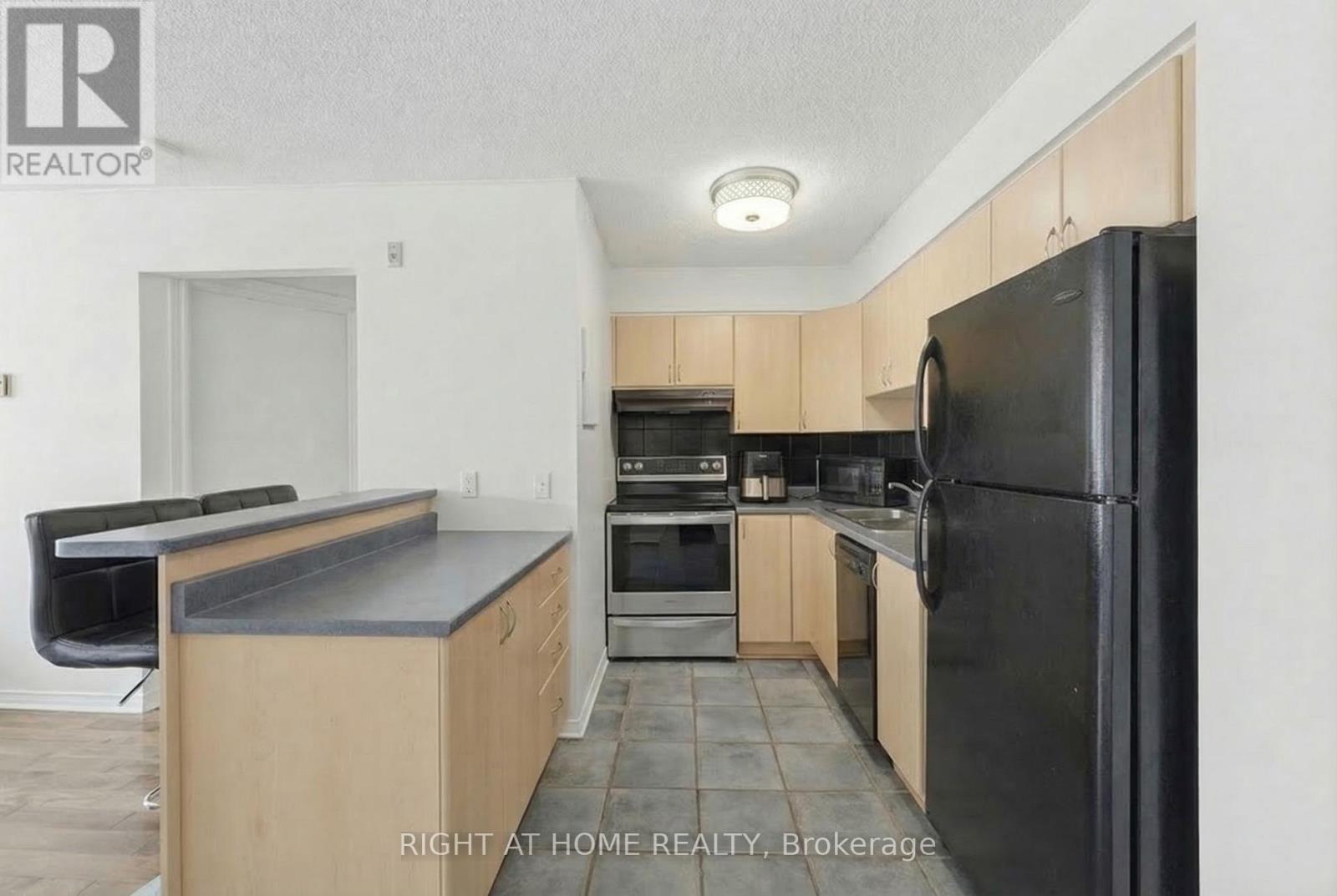 309 - 225 Alvin Road N, Ottawa, Ontario  K1K 4H6 - Photo 15 - X12903904