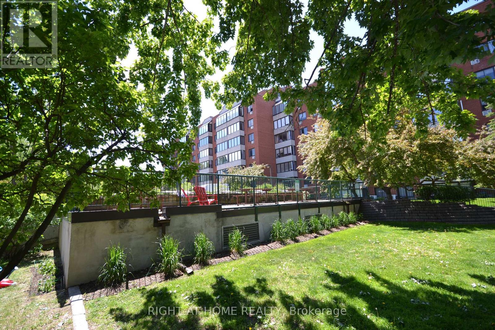 309 - 225 Alvin Road N, Ottawa, Ontario  K1K 4H6 - Photo 35 - X12903904