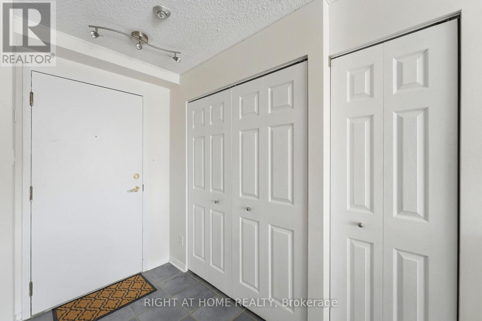309 - 225 Alvin Road N, Ottawa, Ontario  K1K 4H6 - Photo 7 - X12903904