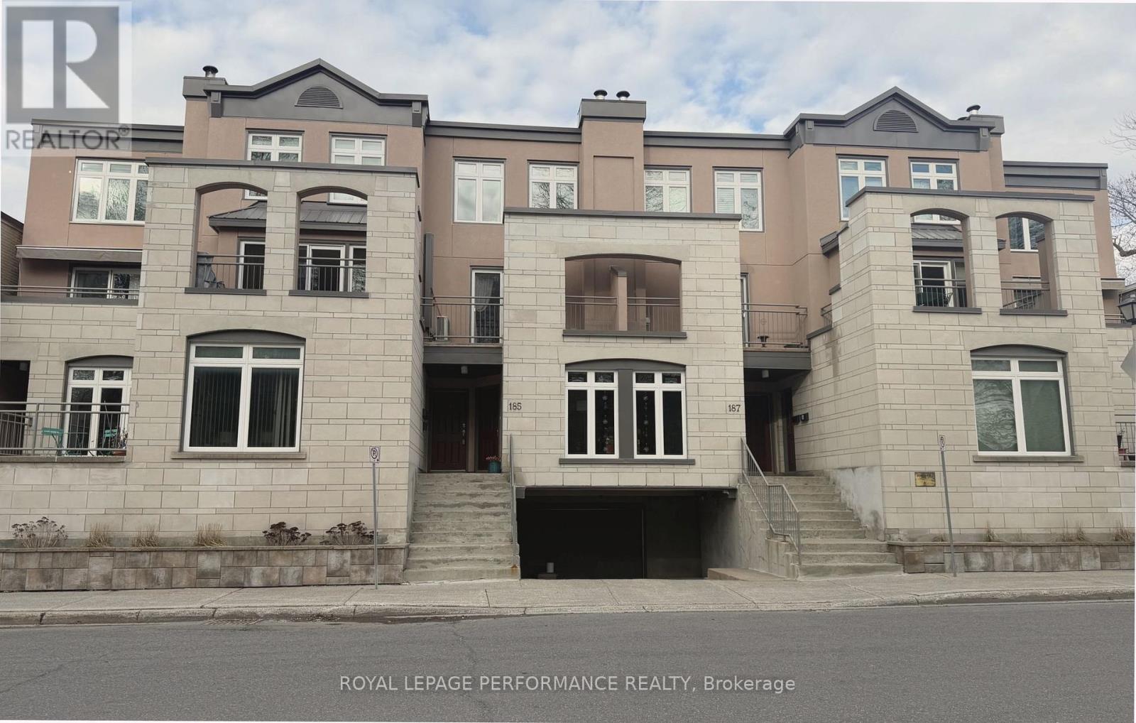 B - 185 CUMBERLAND STREET, Ottawa, Ontario