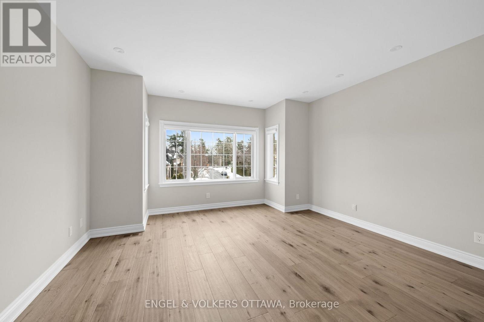 6373 Radisson Way, Ottawa, Ontario  K1C 2Z9 - Photo 29 - X12906240