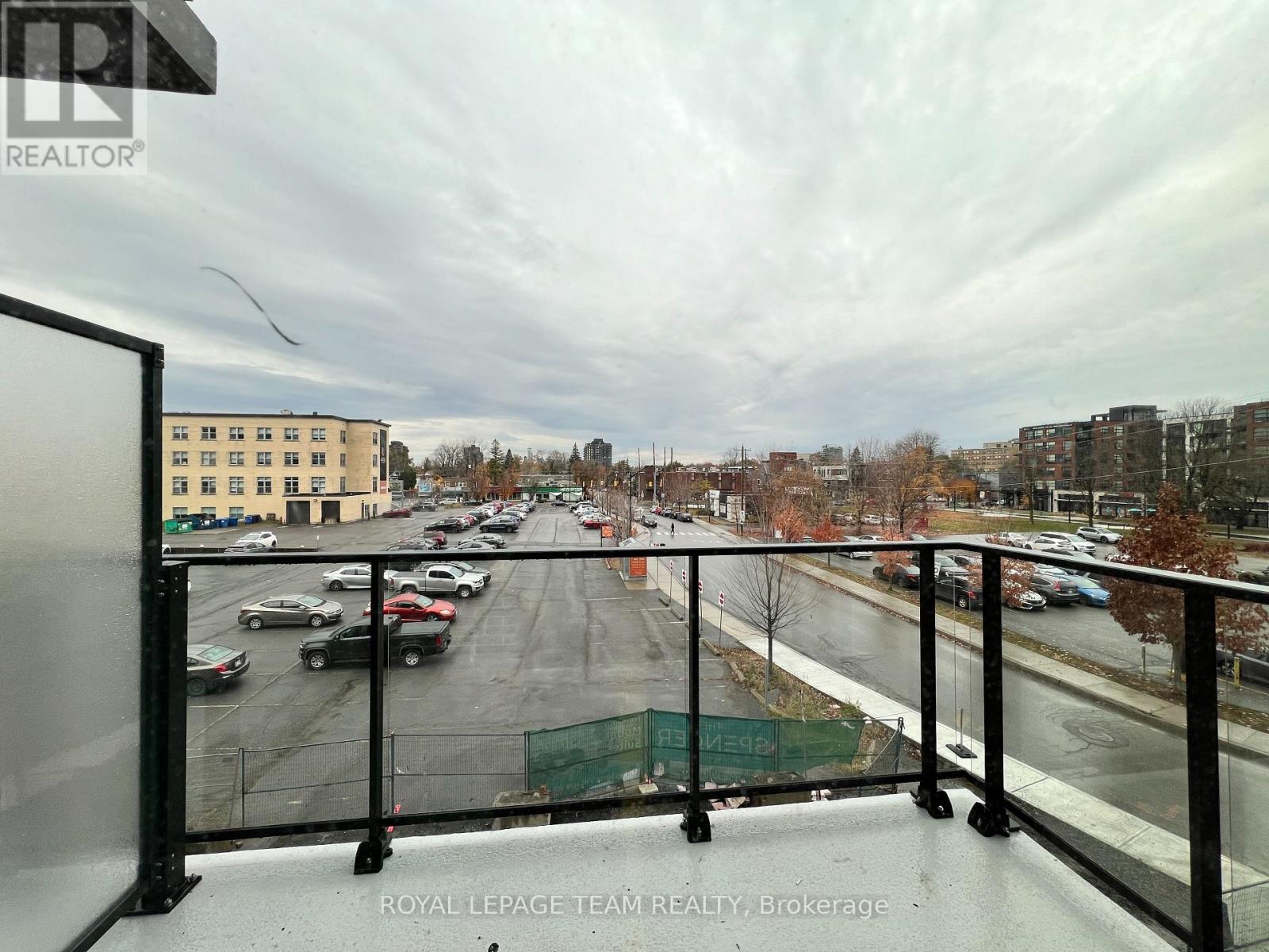 303 - 360 Deschatelets Avenue, Ottawa, Ontario  K1S 5Y1 - Photo 11 - X12906924