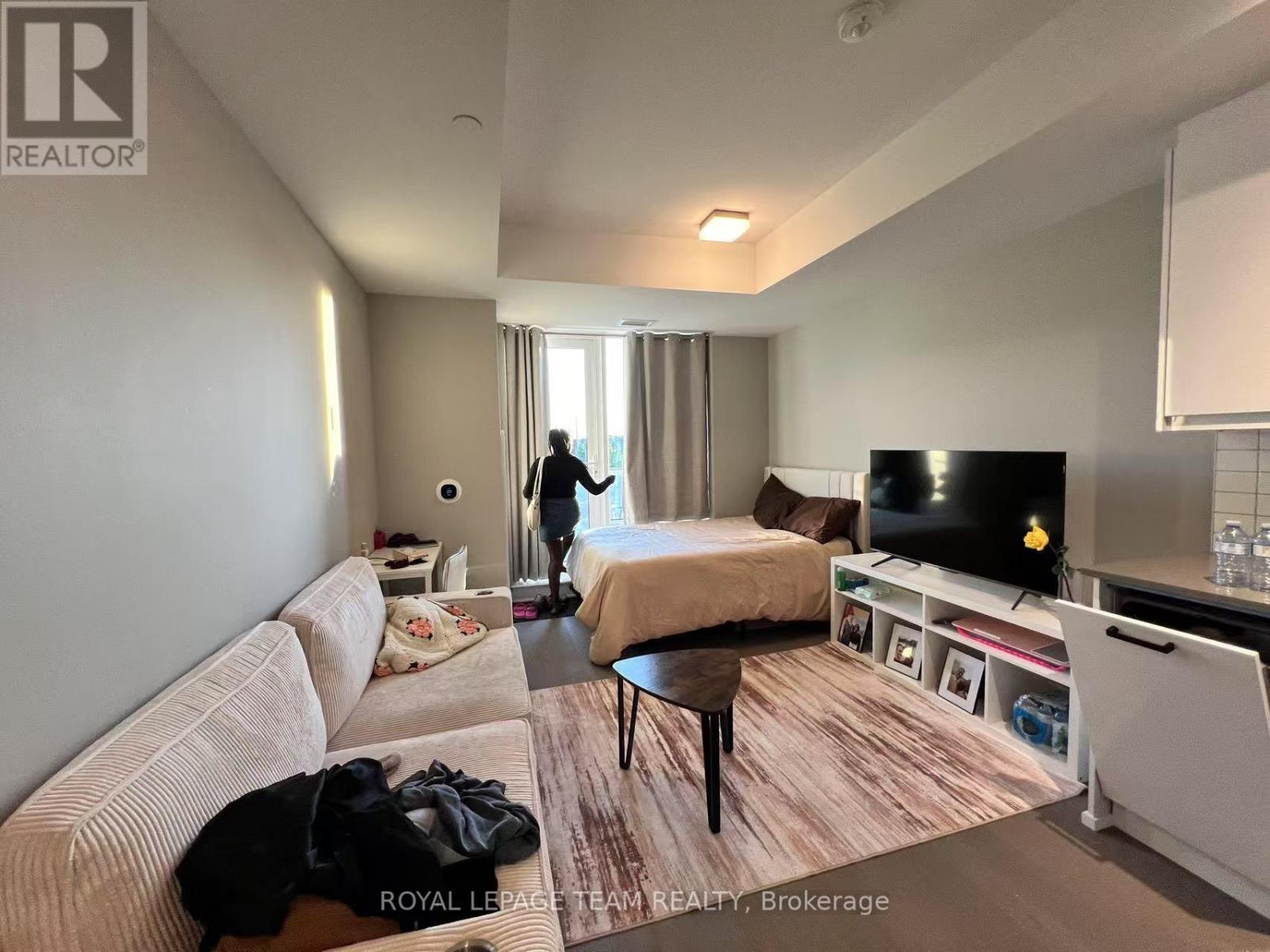 303 - 360 Deschatelets Avenue, Ottawa, Ontario  K1S 5Y1 - Photo 14 - X12906924