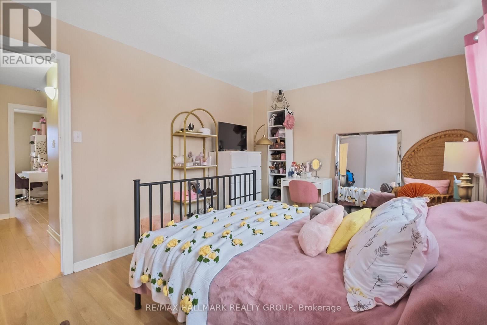119 Teal Crescent, Ottawa, Ontario  K1E 2C1 - Photo 37 - X12909342