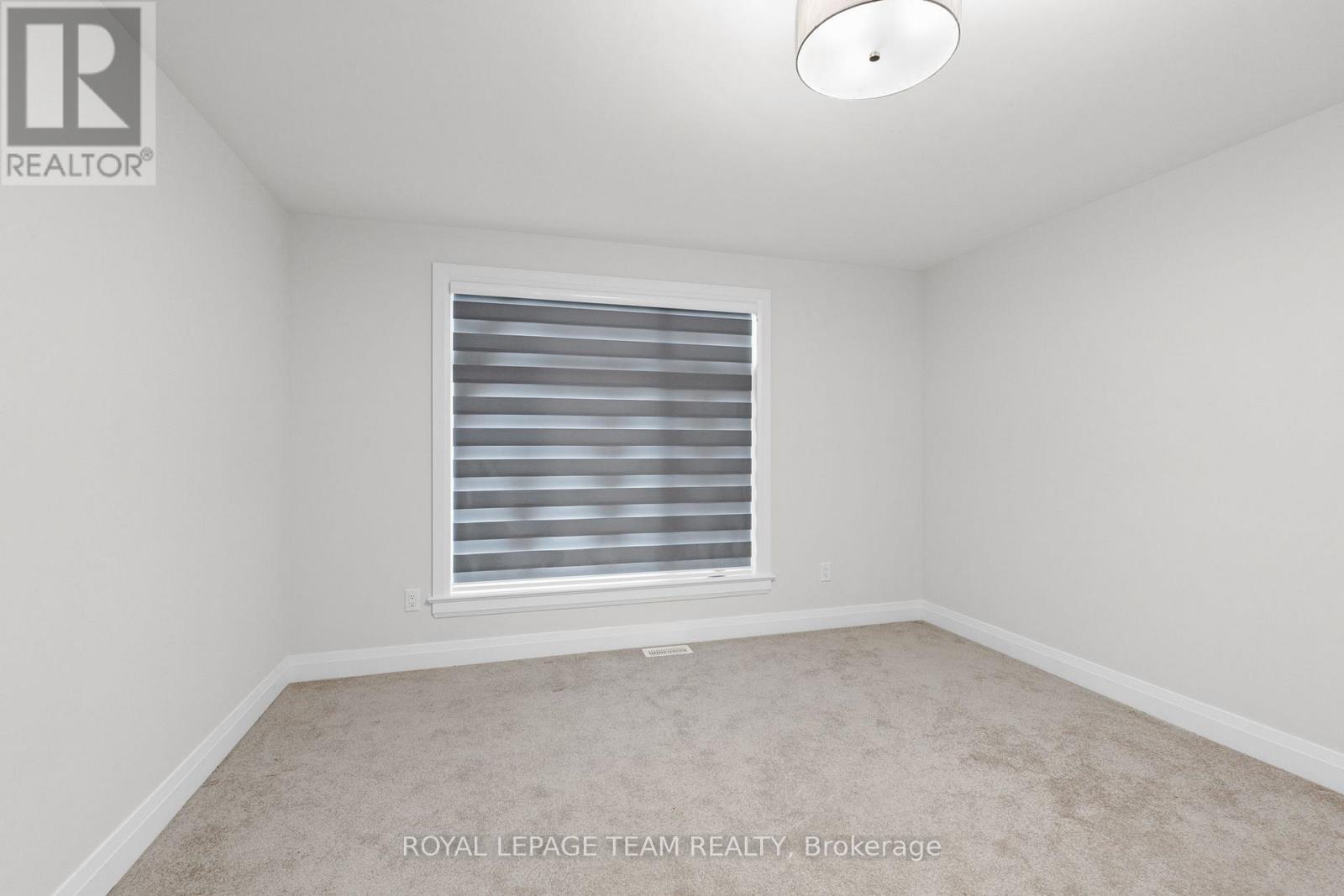 200 Ketchikan Crescent, Ottawa, Ontario  K2T 0S3 - Photo 32 - X12913102