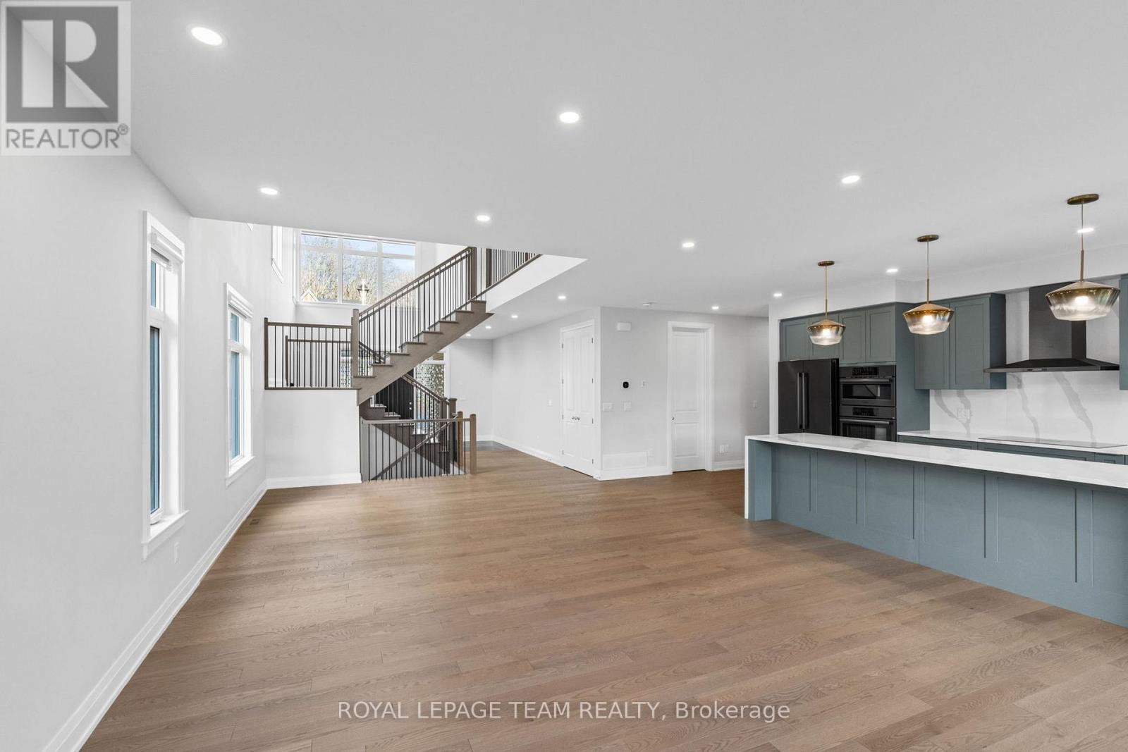200 Ketchikan Crescent, Ottawa, Ontario  K2T 0S3 - Photo 9 - X12913102
