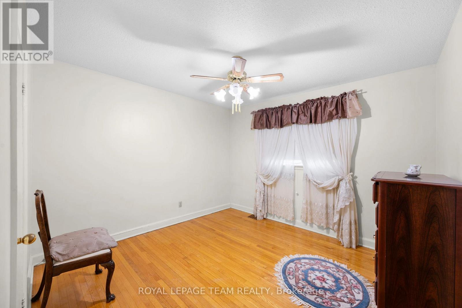 41 Capilano Drive, Ottawa, Ontario  K2E 6G3 - Photo 14 - X12914698