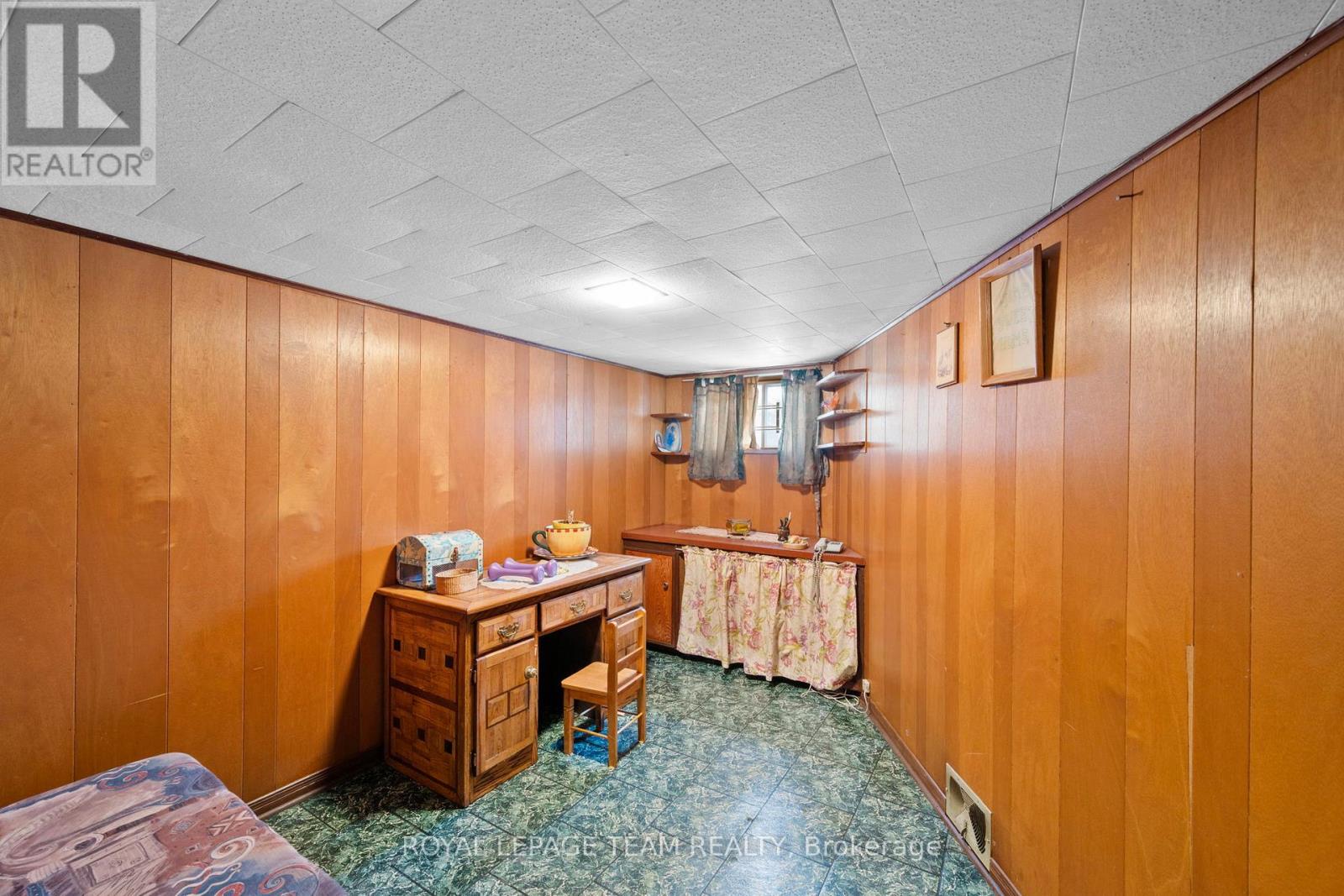 41 Capilano Drive, Ottawa, Ontario  K2E 6G3 - Photo 18 - X12914698