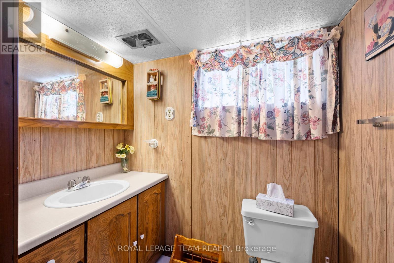 41 Capilano Drive, Ottawa, Ontario  K2E 6G3 - Photo 20 - X12914698