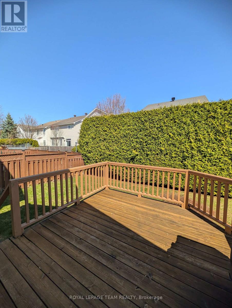 90 Moresby Drive, Ottawa, Ontario  K2M 2J6 - Photo 34 - X12915042