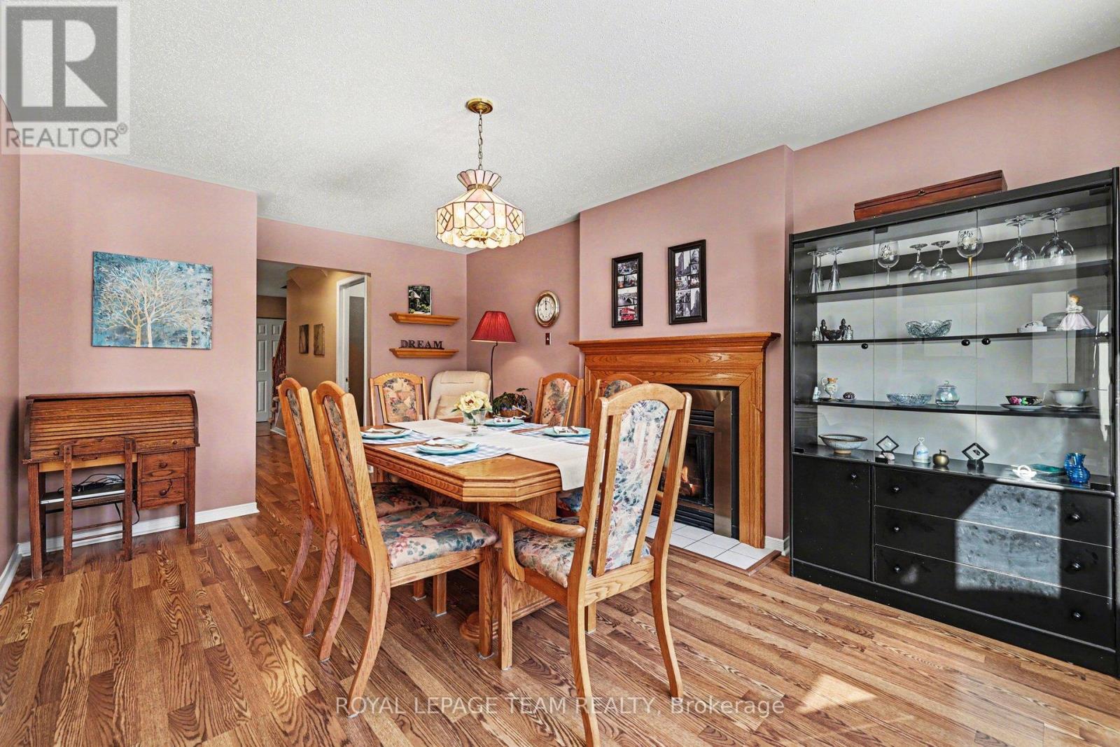 90 Moresby Drive, Ottawa, Ontario  K2M 2J6 - Photo 9 - X12915042