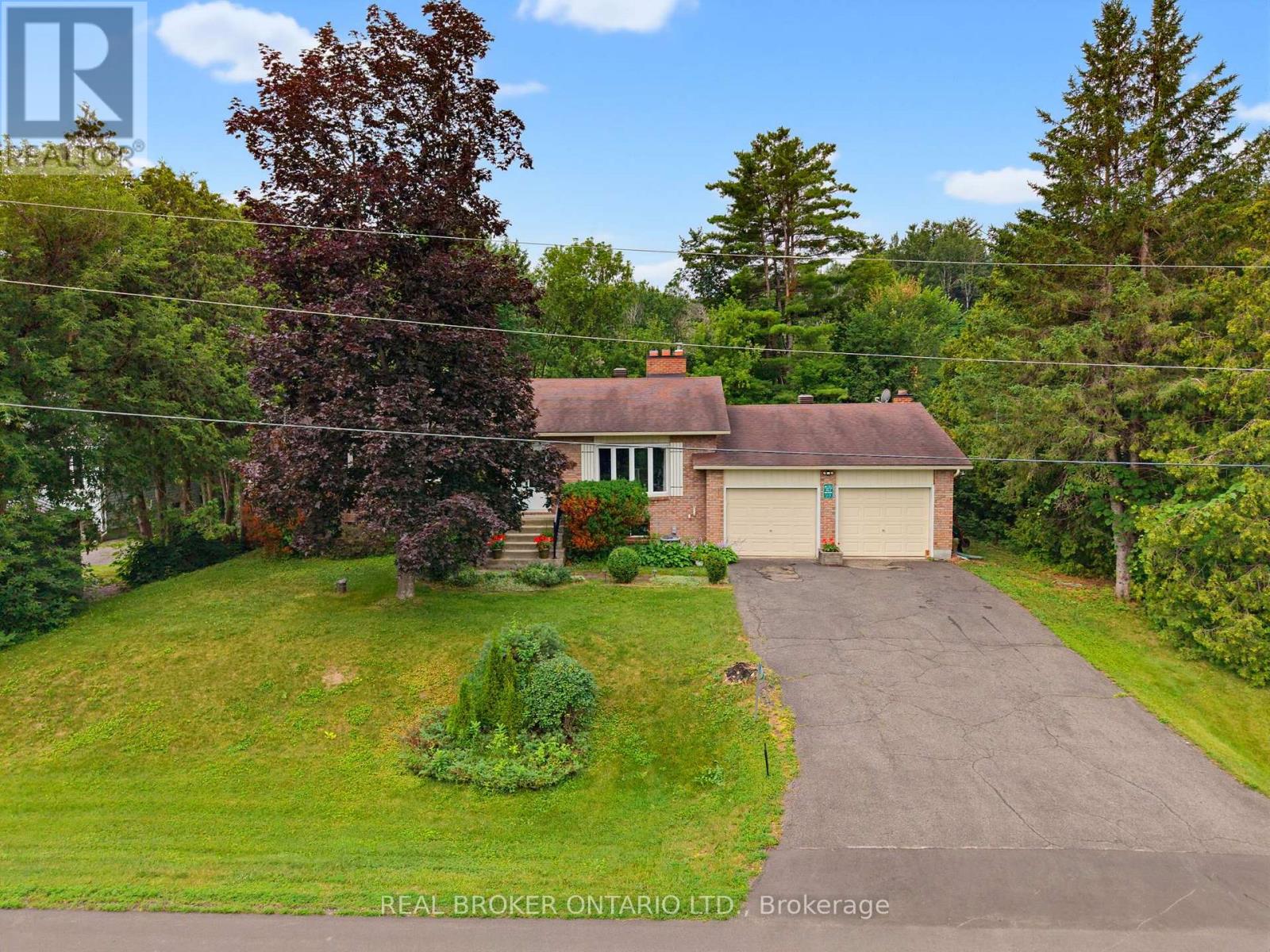 109 Highview Drive, Ottawa, Ontario  K0A 3M0 - Photo 33 - X12917182