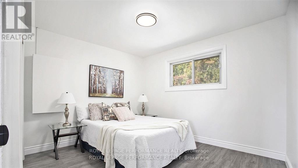 33 Majestic Drive N, Ottawa, Ontario  K2G 1C6 - Photo 13 - X12917246