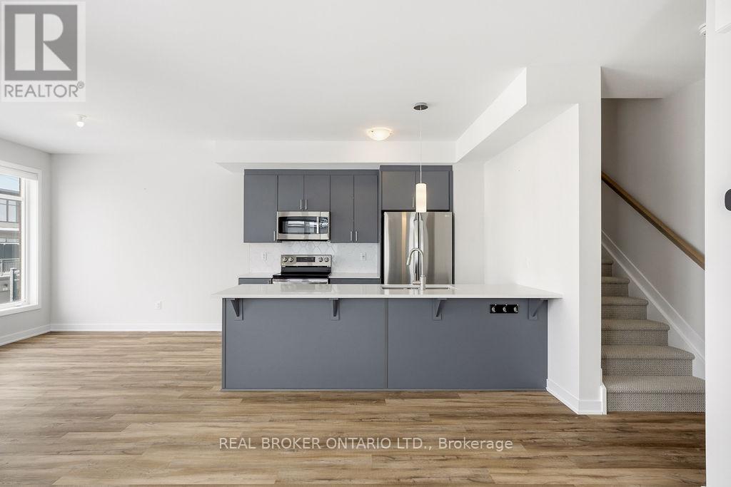 631 Corporal Private, Ottawa, Ontario  K1X 0M7 - Photo 11 - X12917828