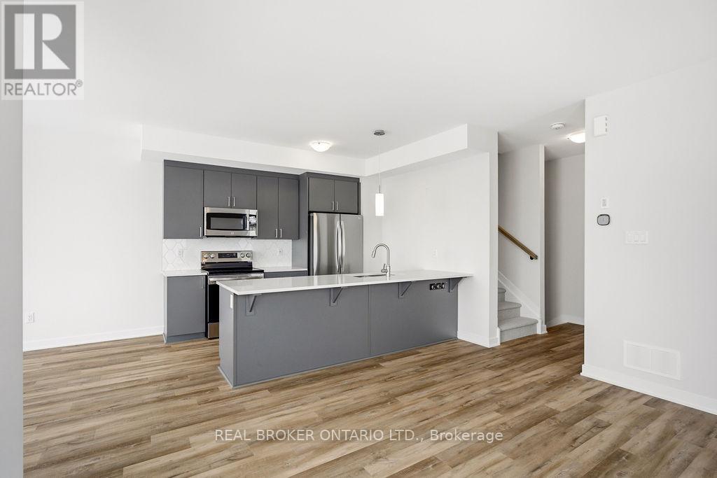 631 Corporal Private, Ottawa, Ontario  K1X 0M7 - Photo 12 - X12917828