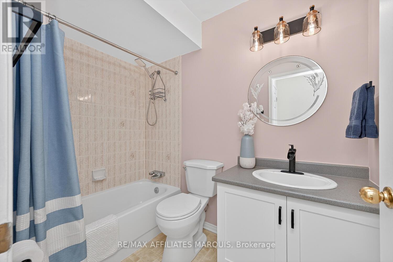 304 - 10 Armstrong Drive, Smiths Falls, Ontario  K7A 5H8 - Photo 19 - X12918238