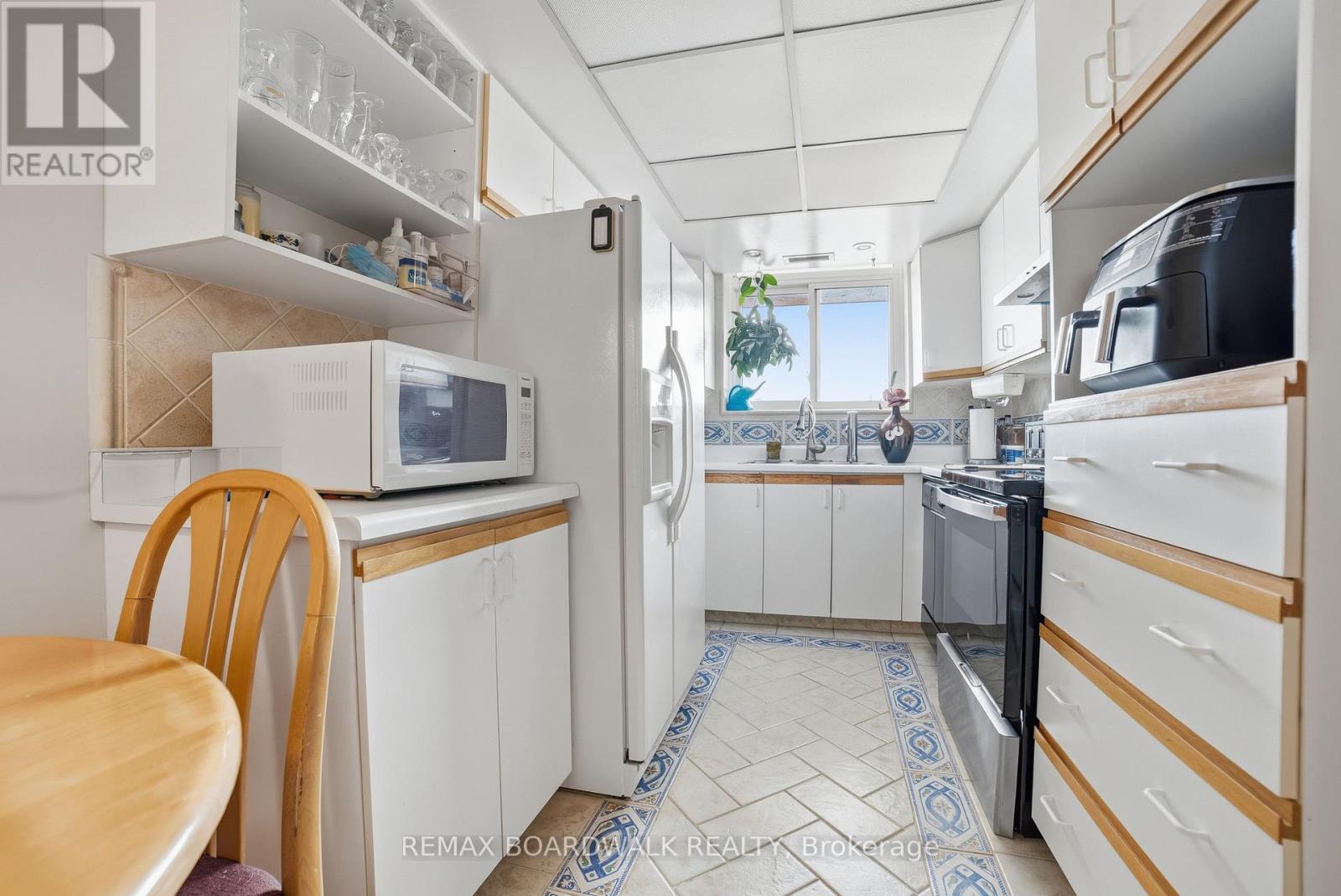 1408 - 1705 Playfair Drive, Ottawa, Ontario  K1H 8P6 - Photo 25 - X12921230