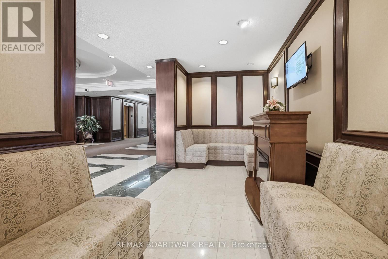 1408 - 1705 Playfair Drive, Ottawa, Ontario  K1H 8P6 - Photo 9 - X12921230