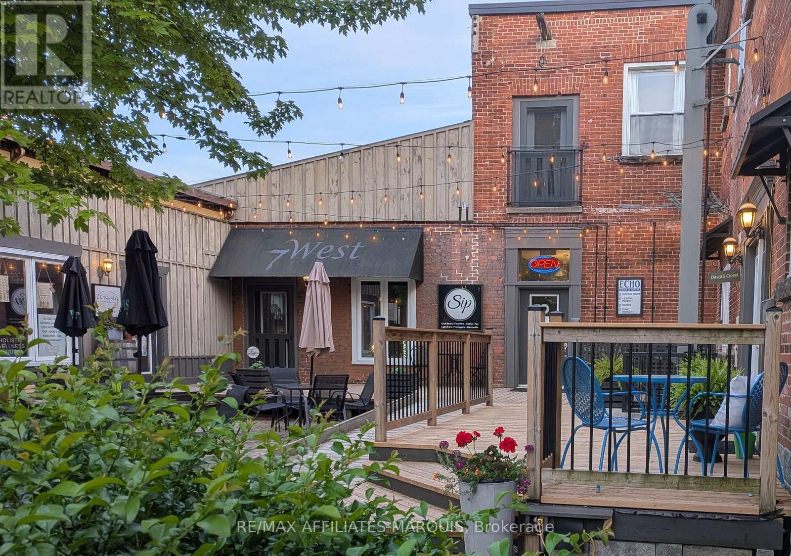 7 Russell Street W, Smiths Falls, Ontario  K7A 1N8 - Photo 3 - X12921558