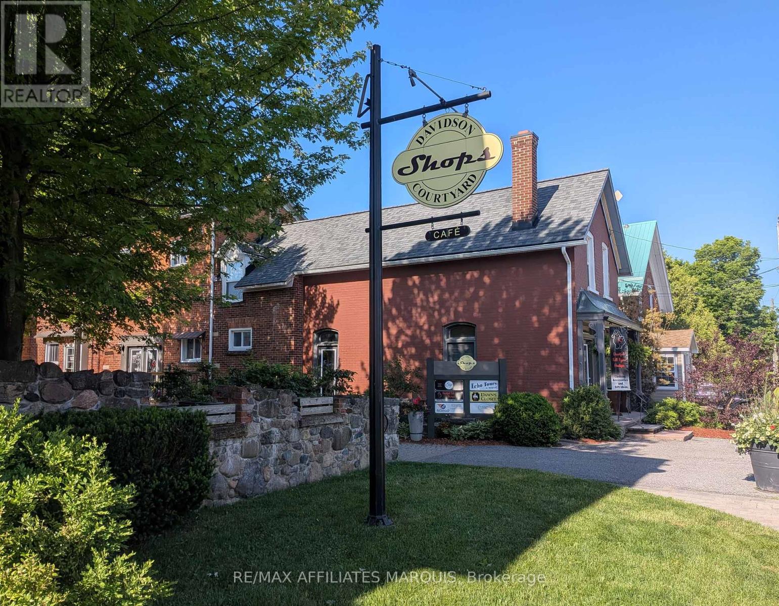 7 Russell Street W, Smiths Falls, Ontario  K7A 1N8 - Photo 4 - X12921558