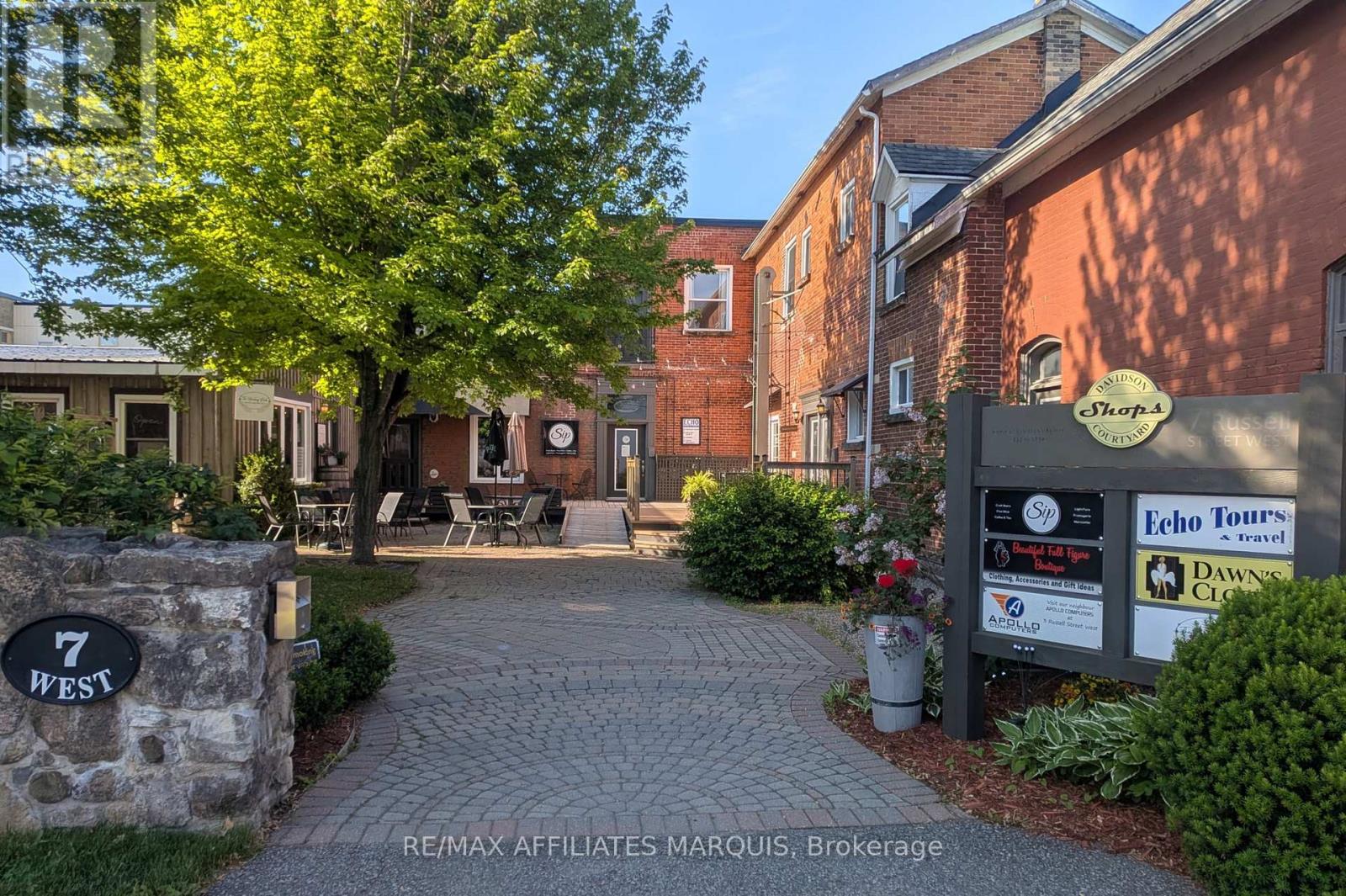 7 Russell Street W, Smiths Falls, Ontario  K7A 1N8 - Photo 6 - X12921558