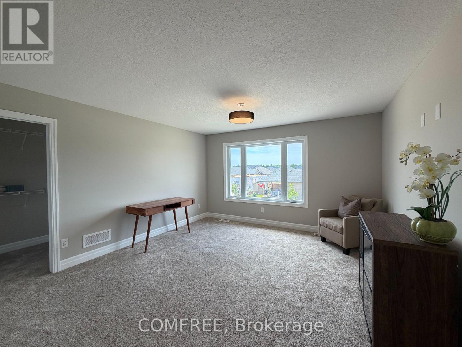 25-35 Old Course Road, St. Thomas, Ontario  N5R 0N3 - Photo 12 - X12921710
