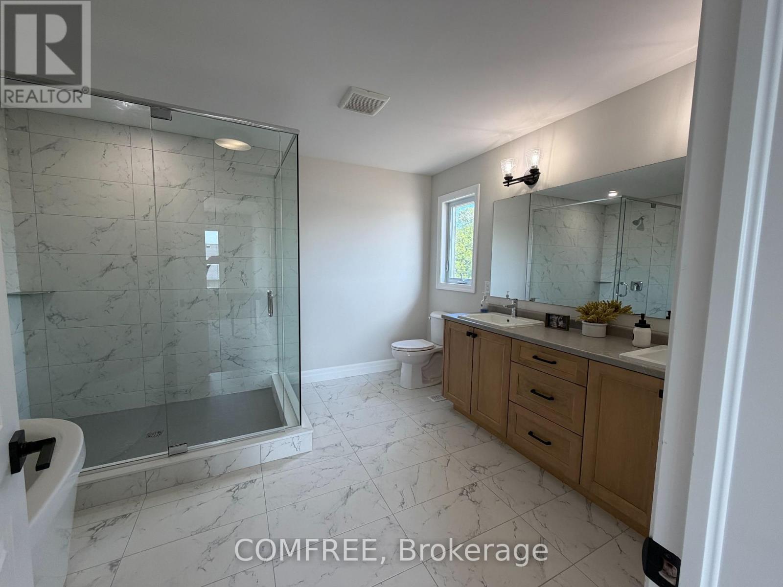25-35 Old Course Road, St. Thomas, Ontario  N5R 0N3 - Photo 14 - X12921710