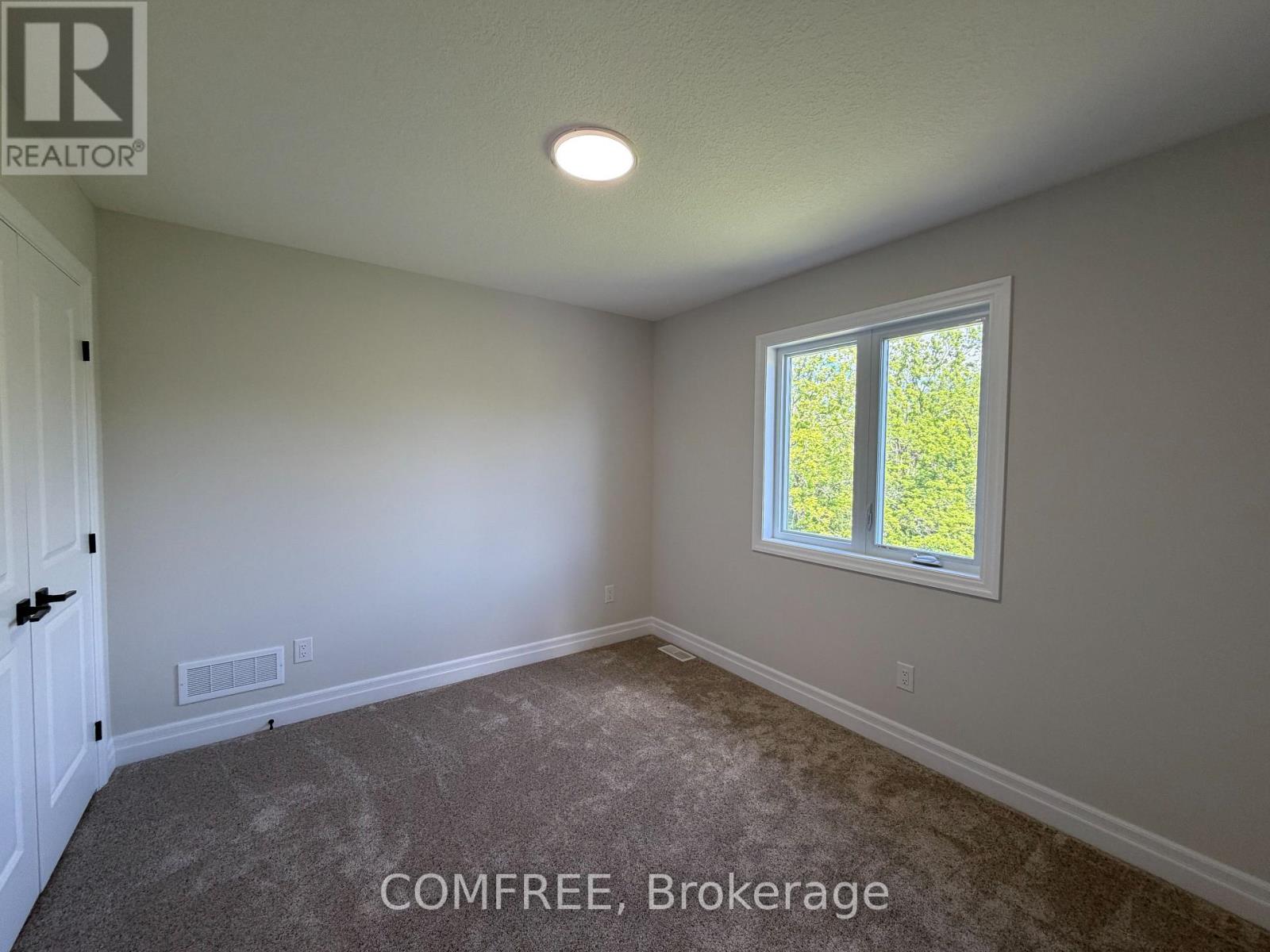 25-35 Old Course Road, St. Thomas, Ontario  N5R 0N3 - Photo 18 - X12921710