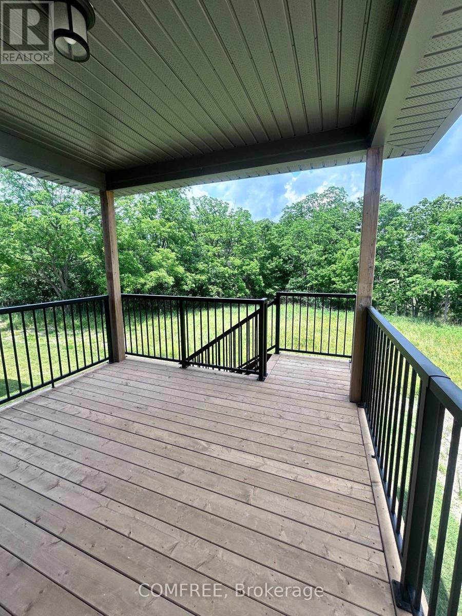 25-35 Old Course Road, St. Thomas, Ontario  N5R 0N3 - Photo 2 - X12921710