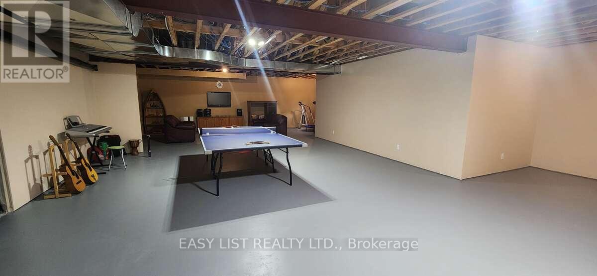 110 Monck Square, Laurentian Hills, Ontario  K0J 1P0 - Photo 24 - X12921790