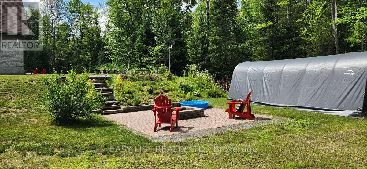 110 Monck Square, Laurentian Hills, Ontario  K0J 1P0 - Photo 8 - X12921790