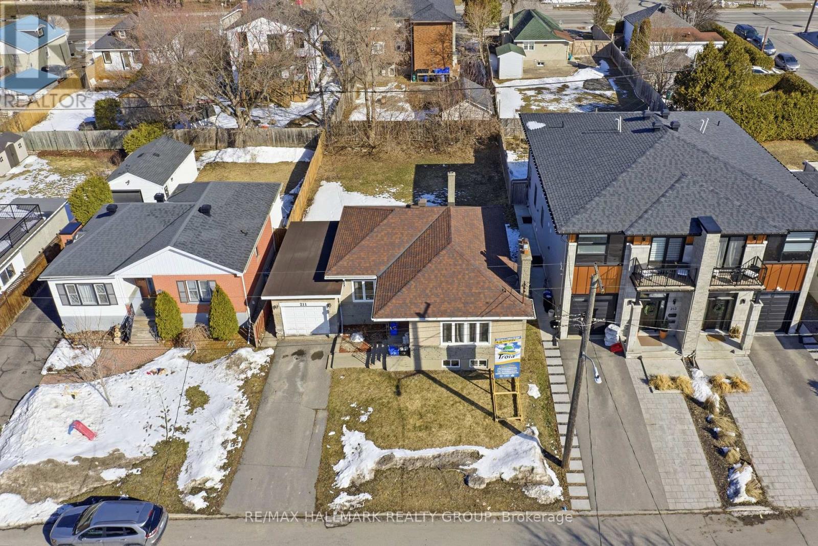 211 Columbus Avenue, Ottawa, Ontario  K1K 1P7 - Photo 6 - X12925718