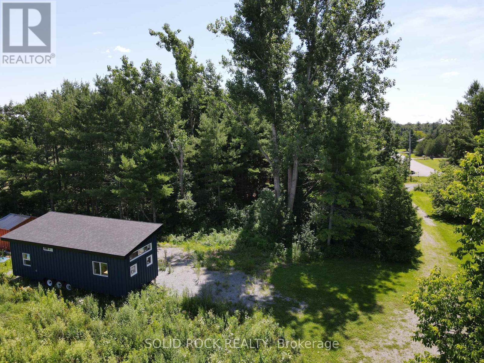202 Highfield Crescent, Beckwith, Ontario  K7C 3P2 - Photo 13 - X12926326