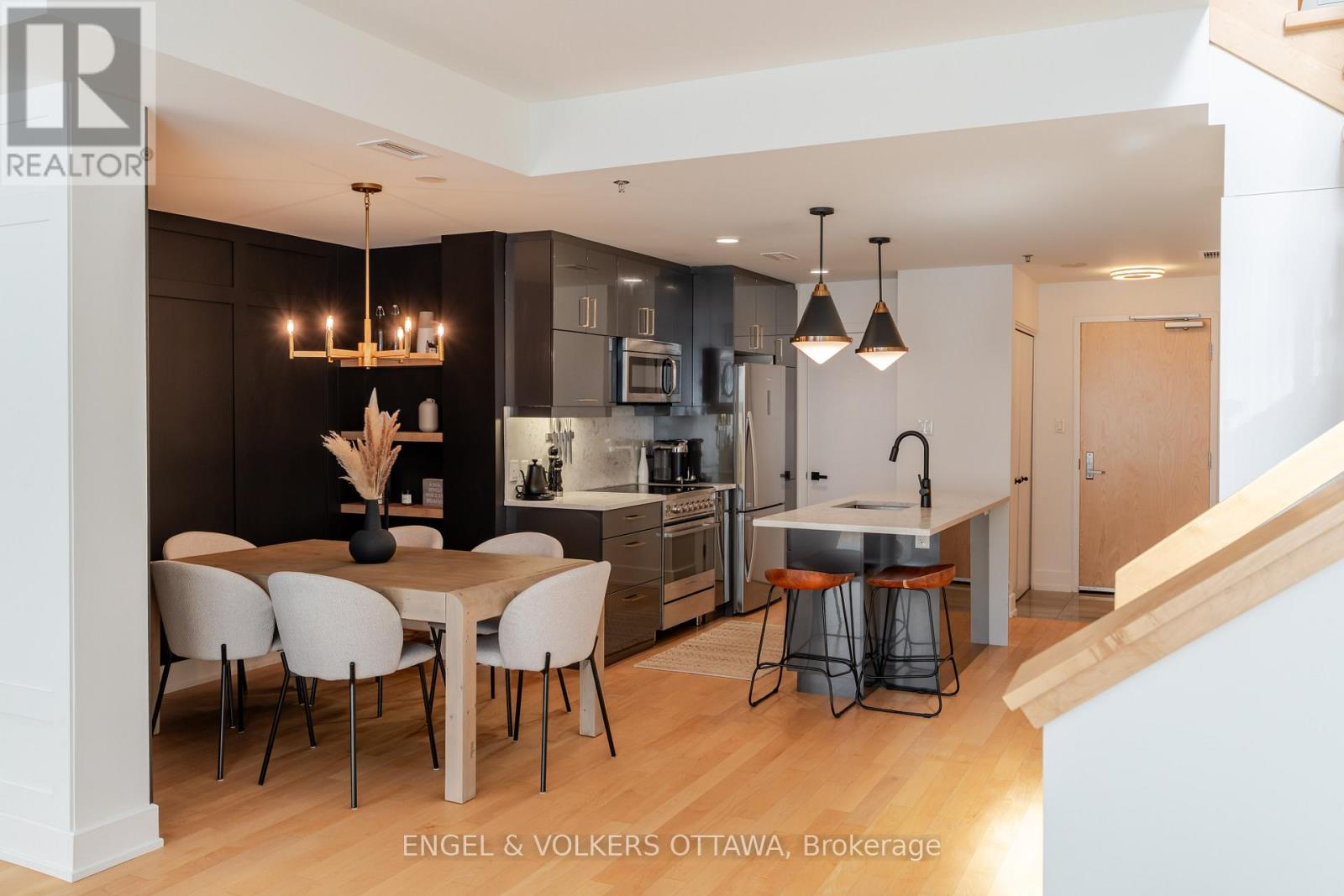 218 - 197 Lisgar Street, Ottawa, Ontario  K2P 0X5 - Photo 4 - X12926990