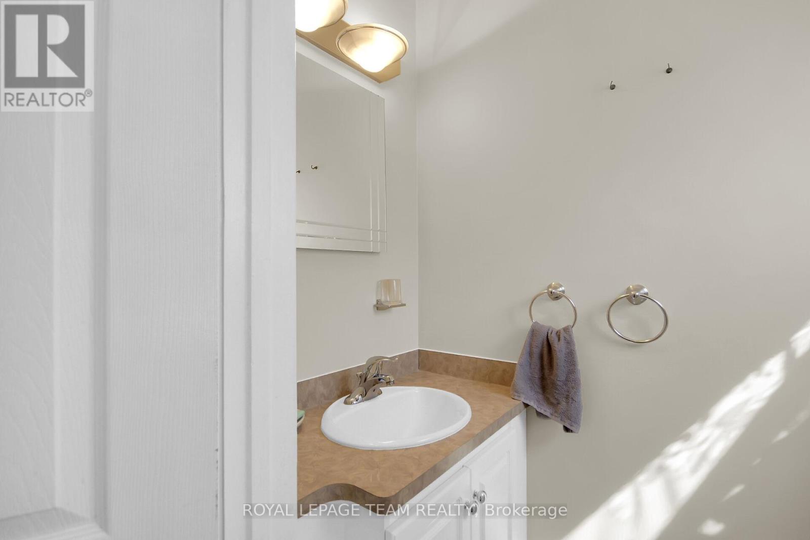 962 Dynes Road, Ottawa, Ontario  K2C 0G8 - Photo 14 - X12927082