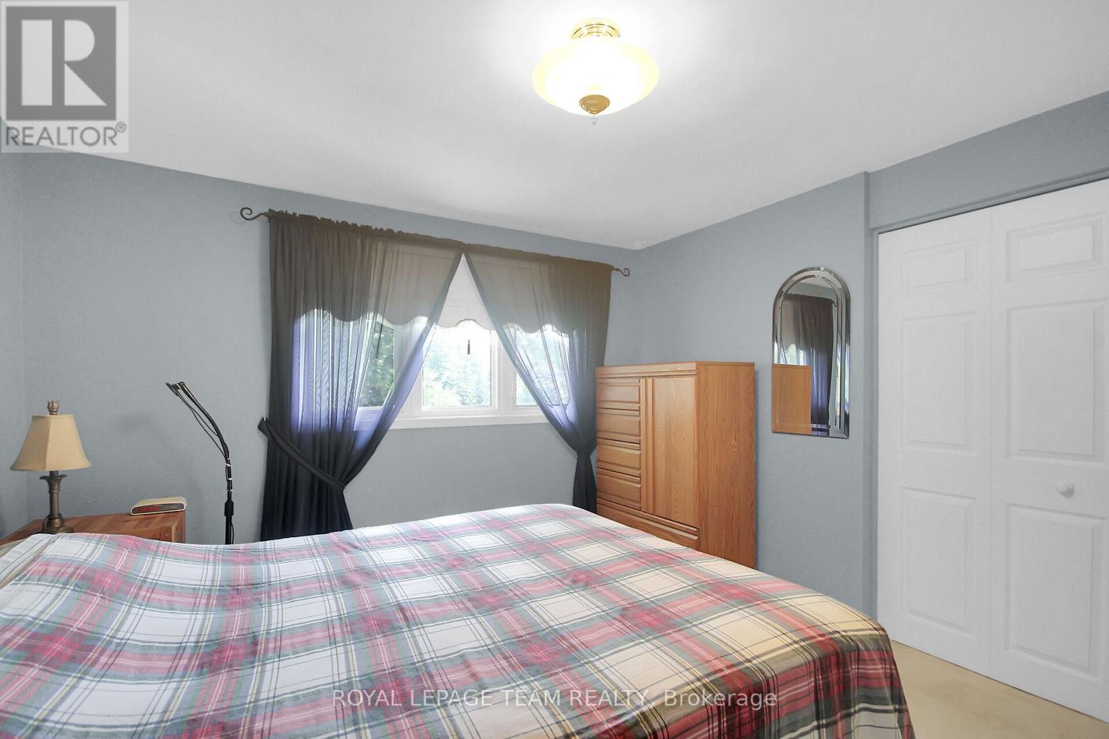 962 Dynes Road, Ottawa, Ontario  K2C 0G8 - Photo 19 - X12927082