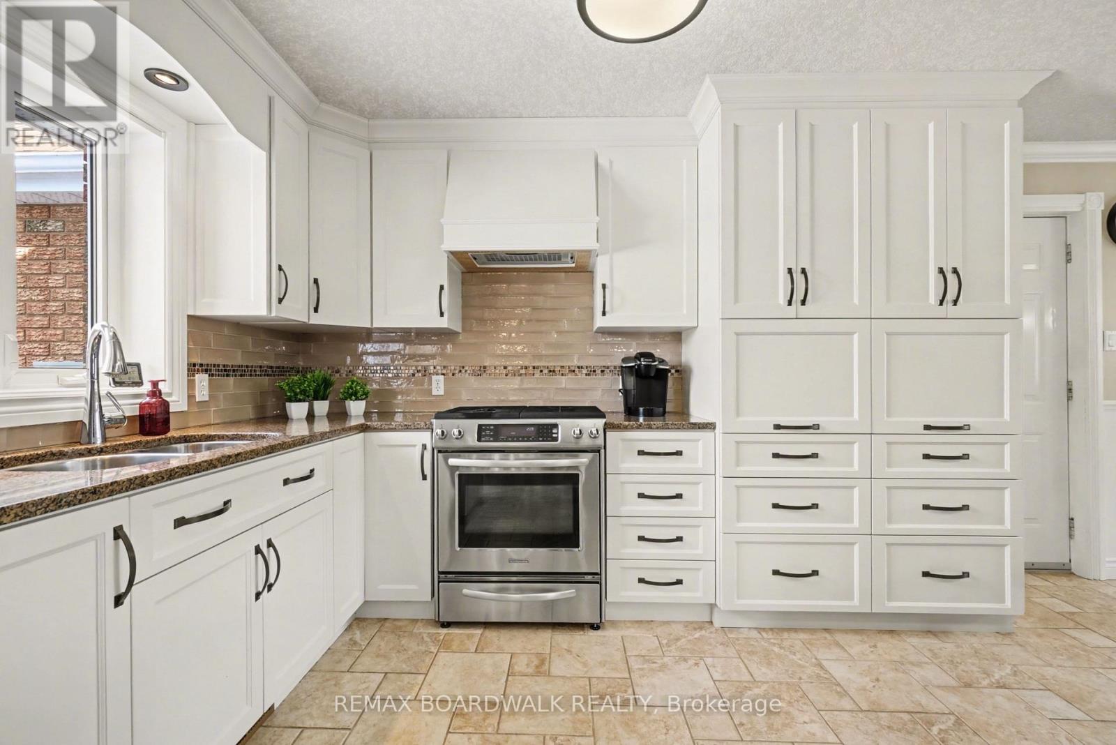 32 Faucher Boulevard, Casselman, Ontario  K0A 1M0 - Photo 10 - X12928174